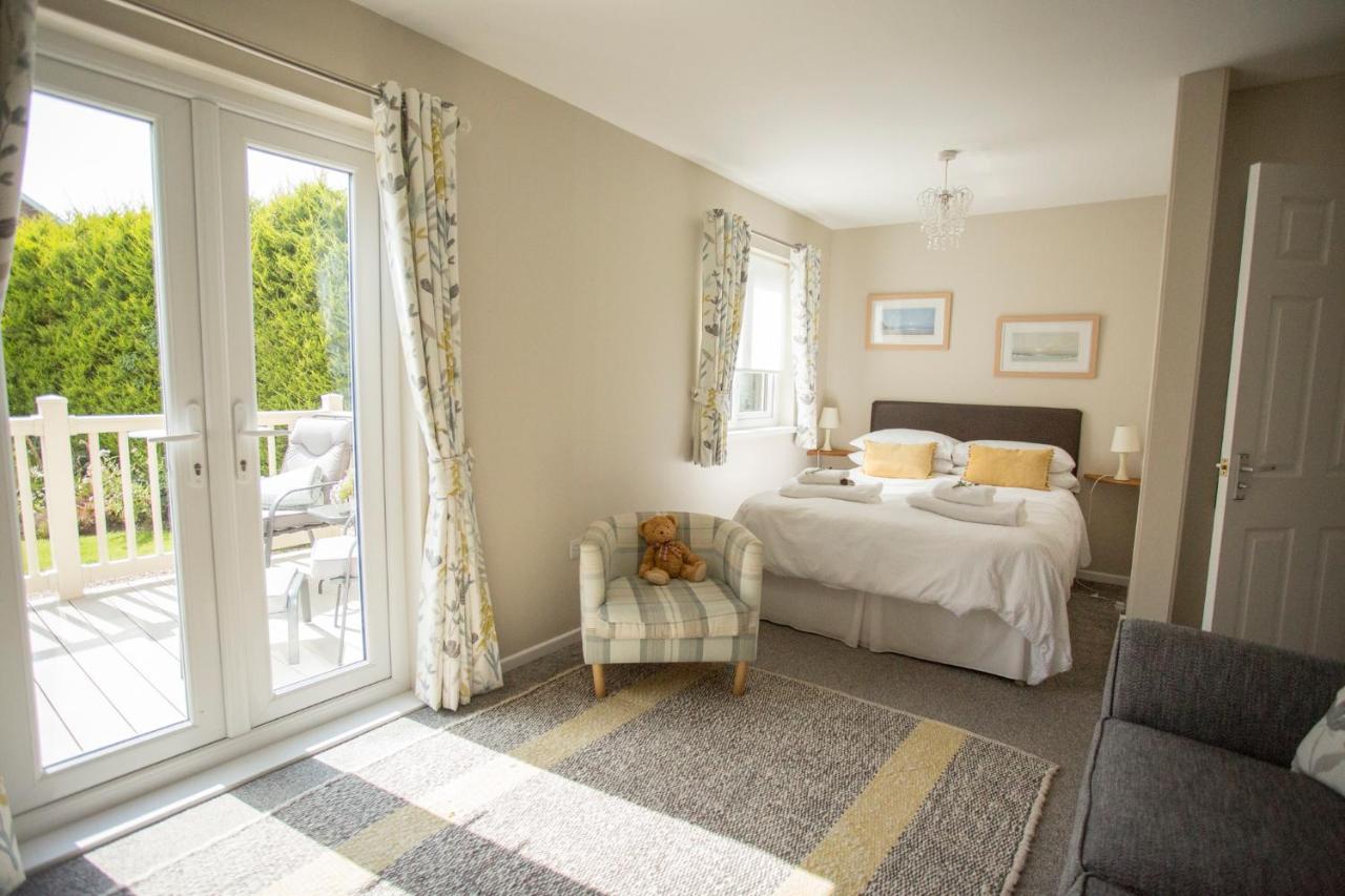 Pant-Y-Celyn Studio Apartment Aberaeron Exterior photo